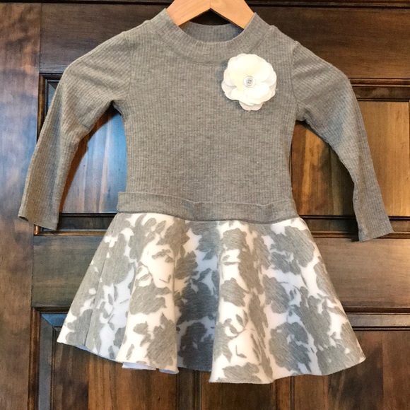 iris & ivy Other - Iris & Ivy girls 2T white and grey dress HOST PICK